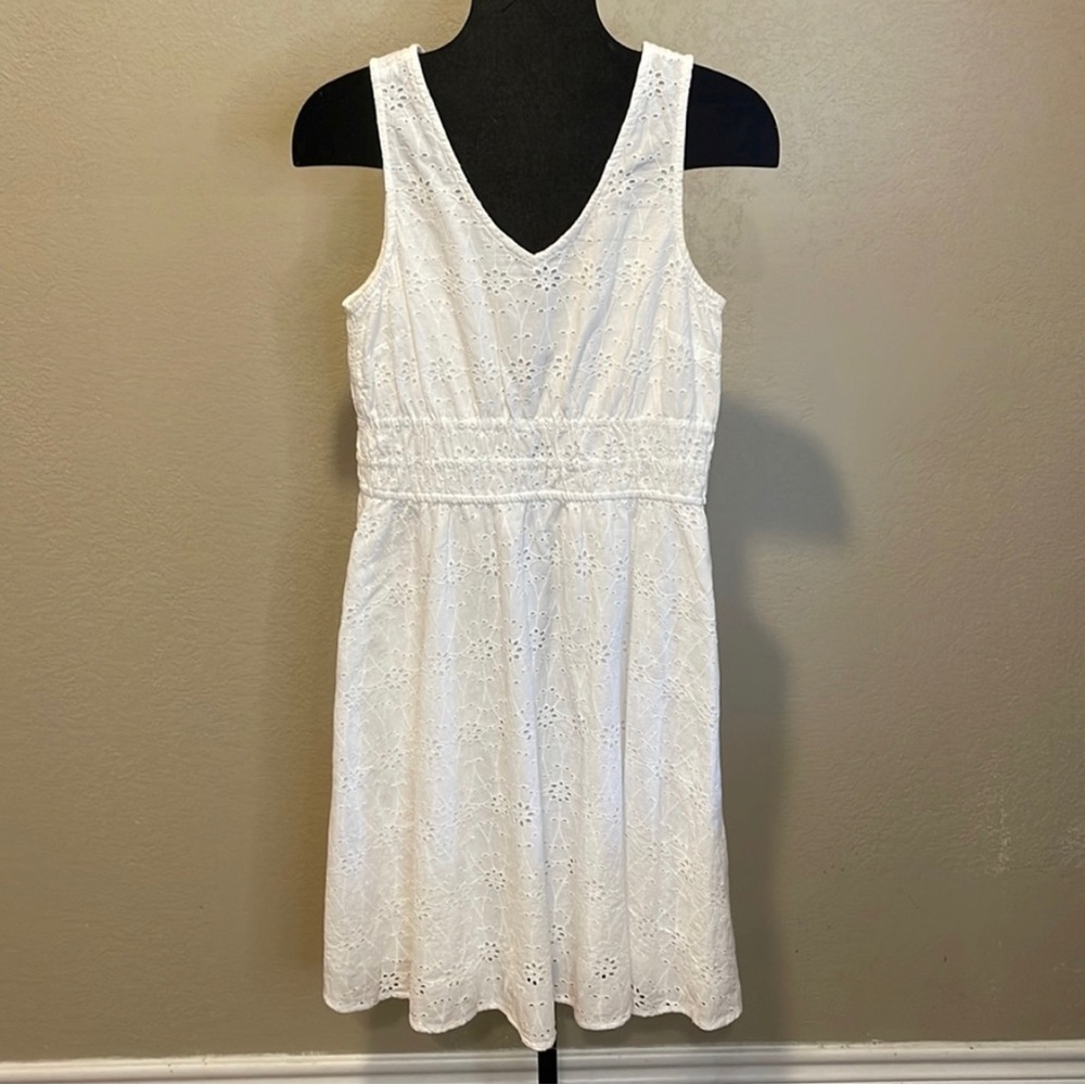 Nicole Miller New York Dress Sleeveless White Eyelet Cotton Size S Beach Travel